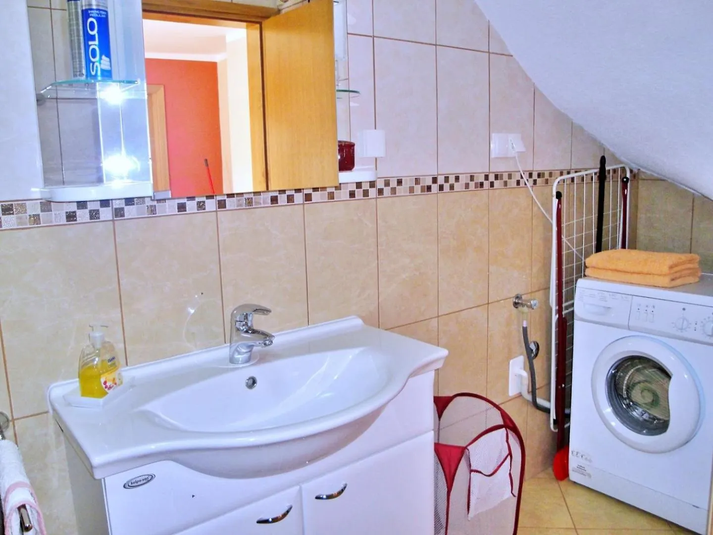 招待所 Apartments Vila Nidisa Čižići